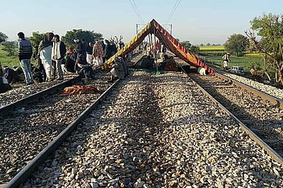 இட ஒதுக்கீடு கோரி குஜ்ஜார்கள் போராட்டம்: ராஜஸ்தானில் ரயில் சேவை பாதிப்பு