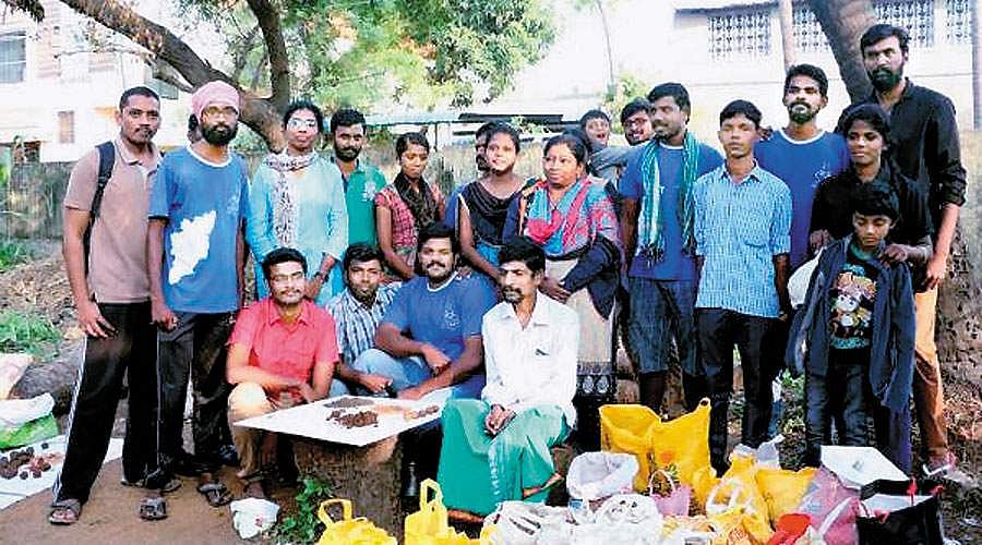 இயற்கையை மீட்கும் இளைஞர்கள்!