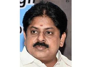 முன்னாள் அமைச்சர் மணிகண்டன் மீது வழக்குப்பதிவு