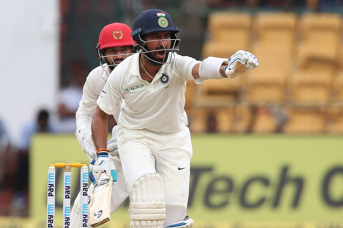 அட! டி20 ஆட்டத்தில் சதமடித்த புஜாரா!