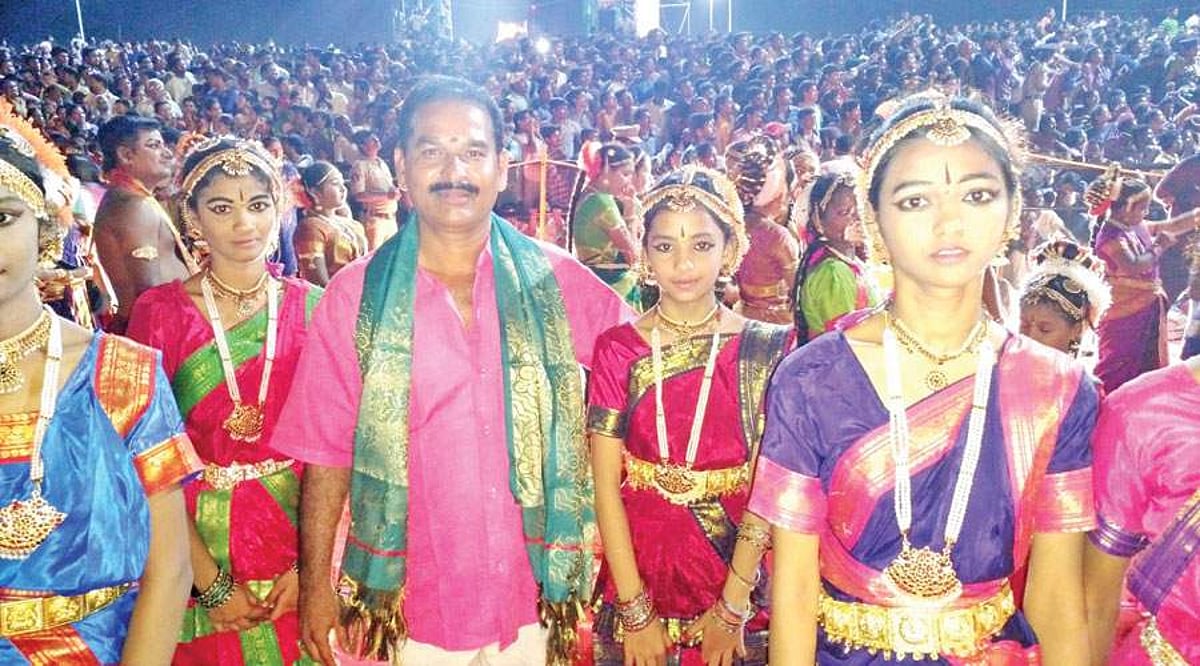 இலவச நடனப் பயிற்சி!