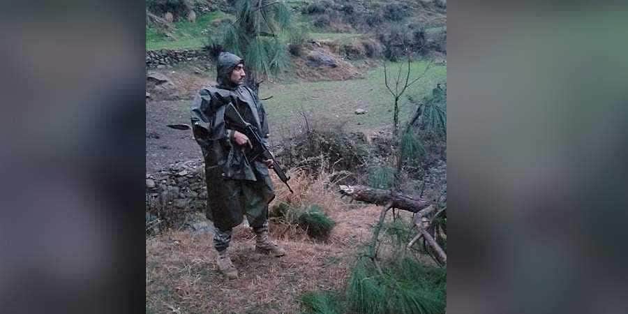 ஜெய்ஷ்-இ-முகமது தளபதி யூசுஃப் அஸார் பற்றி அறிய வேண்டிய முக்கியத் தகவல்கள்