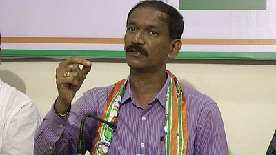 நாடு கொந்தளிக்கும் தருணத்தில் கோவாவில் கொண்டாட்டமா?: பாஜக மீது பாய்ந்த காங்.,