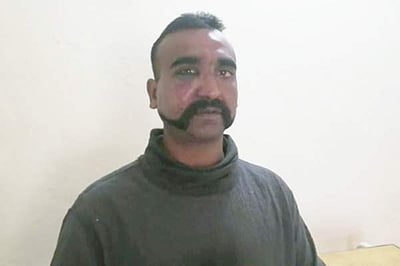 அபிநந்தனுக்கு வீர் சக்ரா விருது வழங்க பரிந்துரை