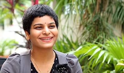 நிஹாரிகா... ஜூனியர் என் டி ஆரைப் பார்க்க கம்மலை விற்று பஸ் ஏறிய இளம்பெண் இன்றோ சாதனைப் பெண்!