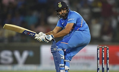 8000 ஒருநாள் ரன்கள்: சாதித்துக் காட்டிய ரோஹித் சர்மா!