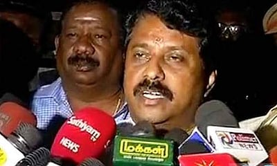 ரூ. 4 கோடி விவகாரம்.. நயினார் நாகேந்திரனுக்கு சம்மன்!