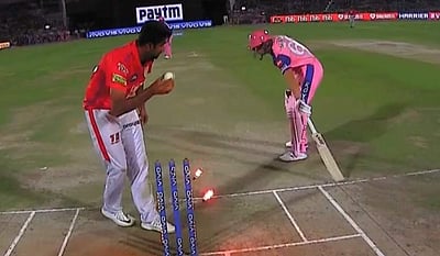 அஸ்வின் செயலை மன்னிக்கக் கூடாது: பட்லர் - மன்கட் சர்ச்சை குறித்து ஷேன் வார்னே ஆவேசம்!