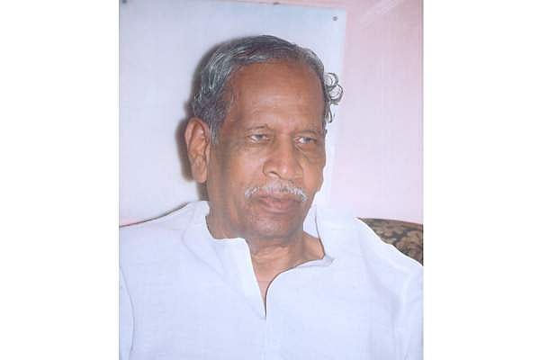 தனித் தன்மையை இழந்துவிடக் கூடாது!