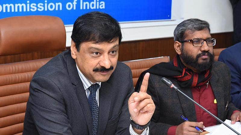 தேர்தல் முன்னேற்பாடுகள் குறித்து ஆலோசனை: ஸ்ரீநகர் சென்றடைந்த உதவி தேர்தல் ஆணையர் 