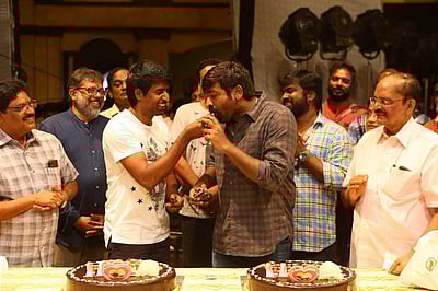 விஜய் சேதுபதியின் புதிய படம்: படப்பூஜை படங்கள்!