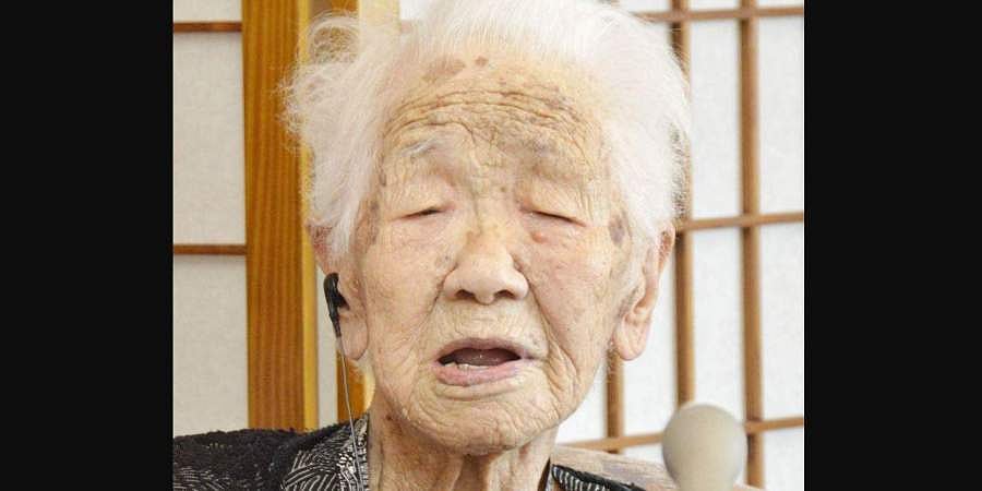 உலகின் மிக வயதான ஜப்பானியப் பெண்: கின்னஸ் புத்தகத்தில் இடம்பிடித்தார்