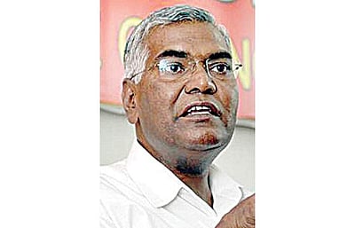 இந்திய கம்யூனிஸ்ட் பொதுச் செயலாளராக டி.ராஜா மீண்டும் தோ்வு