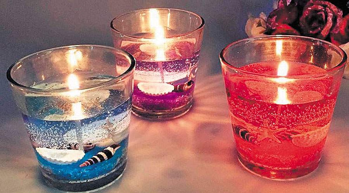 இல்லத்தரசிகளும் தொழில் முனைவோர் ஆகலாம்!: லாபம் அள்ளித்தரும் அலங்கார மெழுகுவர்த்தி! - 48