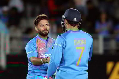 உலகக் கோப்பை: இந்திய அணியின் மாற்று வீரர்களாக ரிஷப் பந்த் உள்பட மூவர் தேர்வு!