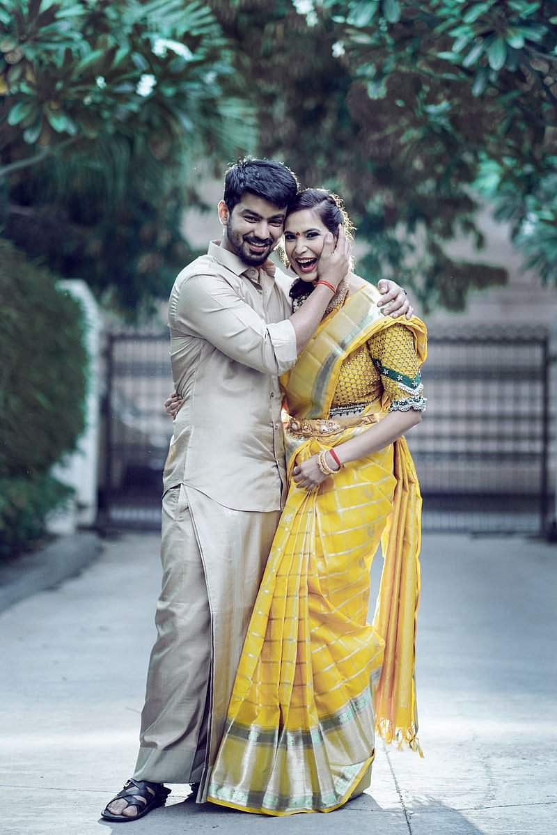 காதலியுடனான திருமண நிச்சயதார்த்தத்தை அறிவித்த மஹத்: யாஷிகா வாழ்த்து!