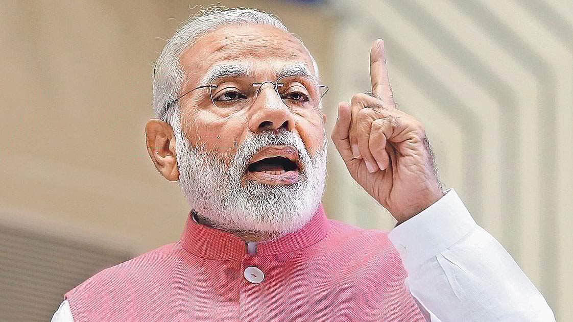 இன்னமும் குஜராத்தின் டார்லிங்காகவே இருக்கிறாராம் அவர்: மக்களே சொல்கிறார்கள்!