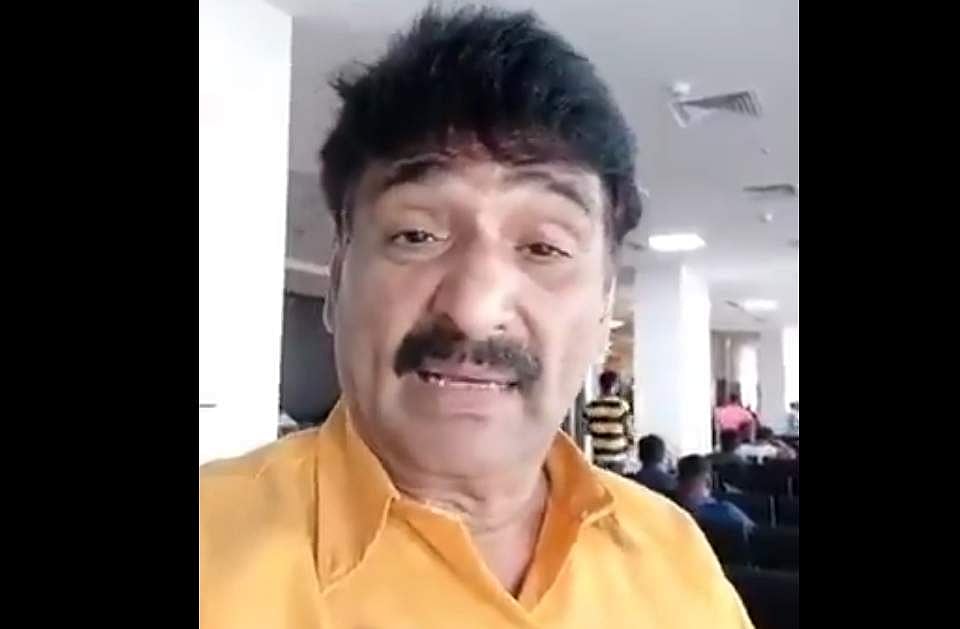 சினிமாக்காரருக்கு மட்டும்தான் வாக்களிப்பேன் என என் பெயரை நீக்கி விட்டார்களா?: ரமேஷ் கண்ணா ஆதங்கம்!