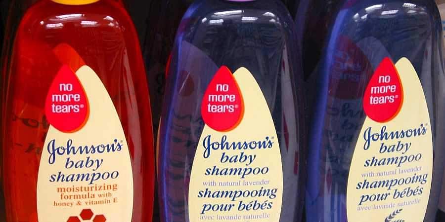 ஜான்ஸன்ஸ் பேபி ஷாம்புவில் புற்றுநோயை உண்டாக்கும் ரசாயனம்? மத்திய அரசு ஆய்வு