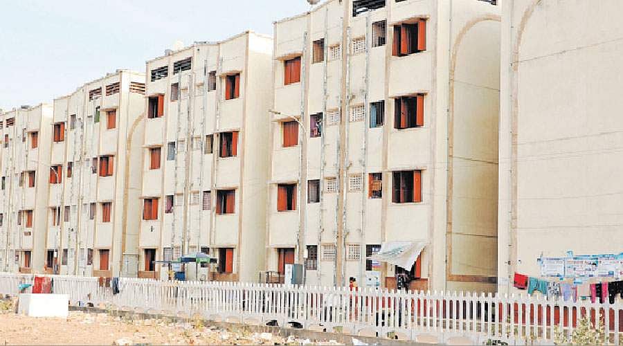 2 மாதத்துக்கு ரூ.5,000 மின் கட்டணம்: பரிதவிக்கும் குடிசை மாற்று வாரிய மக்கள்