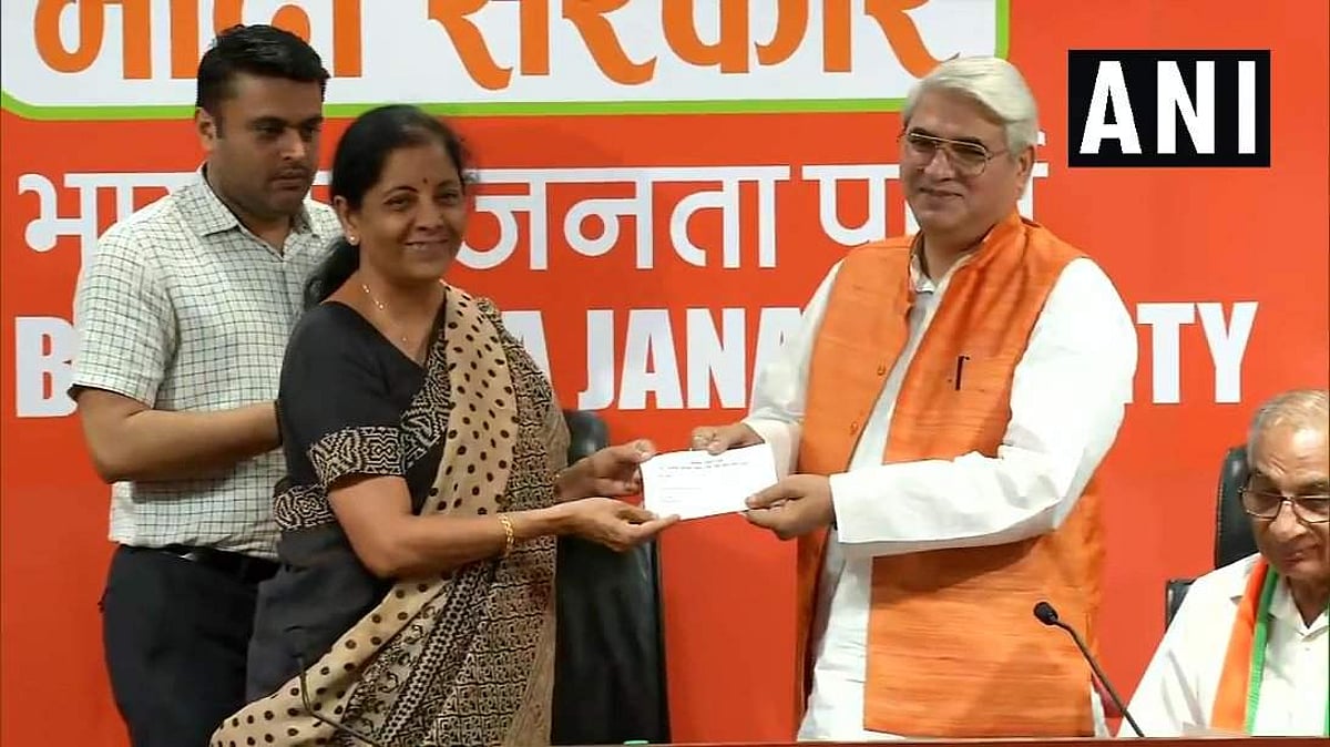 7 முன்னாள் ராணுவ அதிகாரிகள் பாஜக-வில் ஐக்கியம்