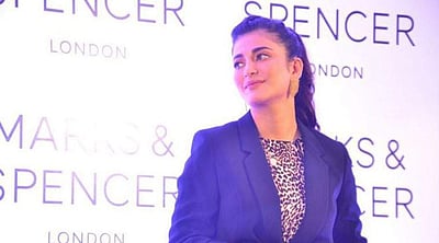 மார்க்ஸ் & ஸ்பென்சர் ஸ்டோரின் துவக்க விழாவில் ஸ்ருதிஹாசன்