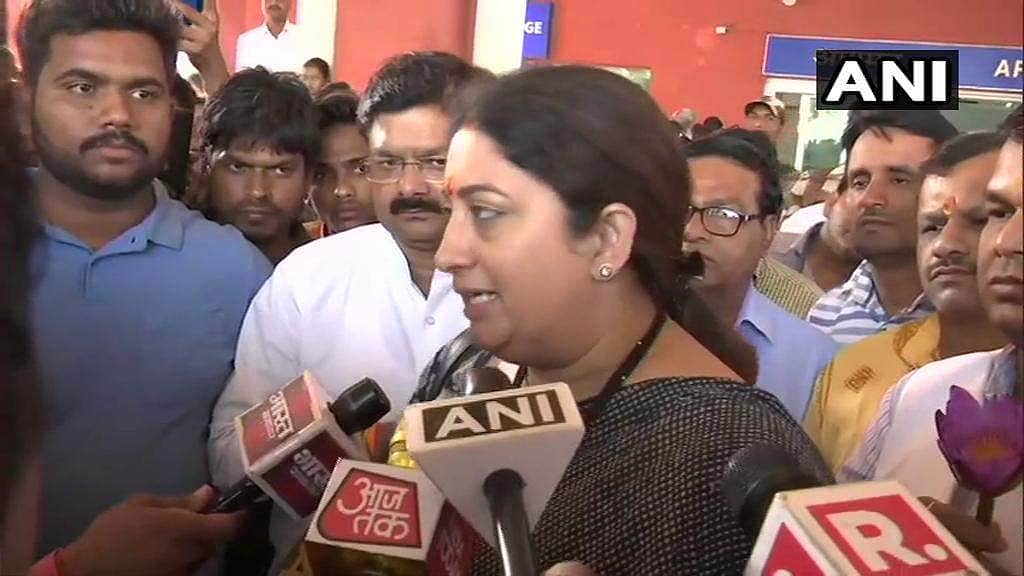 அனைத்து சுகங்களையும் அனுபவித்த பிறகு அமேதியை ராகுல் புறக்கணிப்பது ஏன்? ஸ்மிருதி இராணி