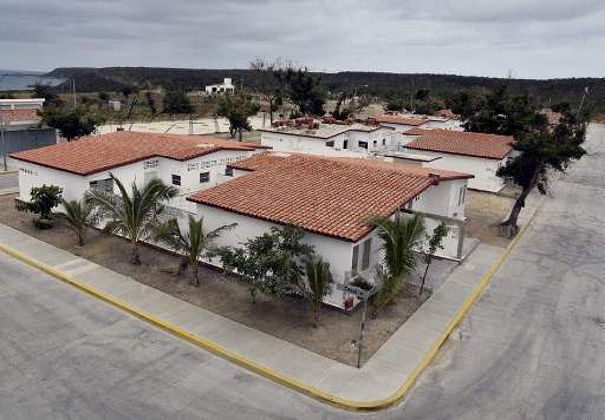 விடுதலையாகிச் செல்ல மறுக்கும் சிறைக் கைதிகளைக் கொண்ட லக்ஸரி சிறை