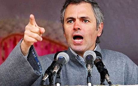 370 சட்டப்பிரிவை நீக்க நினைத்தால் தேசியக் கொடி இறக்கப்படும்: ஒமர் அப்துல்லா எச்சரிக்கை