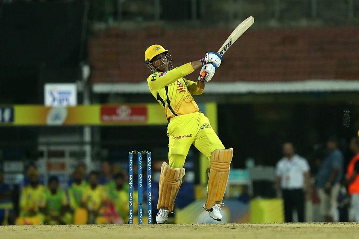 ஃபானி புயல் போனாலும், தோனி புயல் வீசியது: தல, சின்ன தல அதிரடியில் சிஎஸ்கே சிறப்பு!