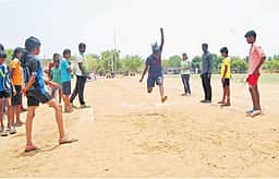 அரசுப் பள்ளிகளில் தினமும் 
விளையாட்டுப் பாடவேளை