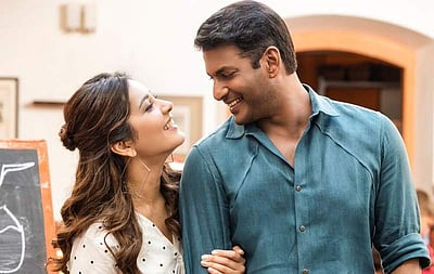 சிக்கல்கள் தீர்ந்தன: விஷாலின் அயோக்யா, அதர்வாவின் 100 படங்கள் இன்று வெளியாகின!