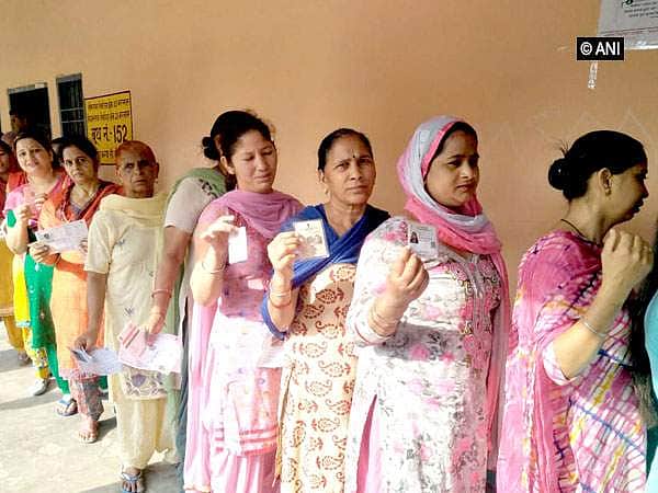 6-ஆவது கட்ட மக்களவைத் தேர்தல்: 7 மணி வாக்குப்பதிவு நிலவரம்