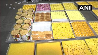 பாஜக-வுக்காக மும்பையில் தயாராகும் 2 ஆயிரம் கிலோ இனிப்பு