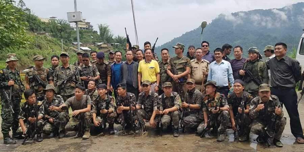 இந்திய ஜனநாயகத்தைக் காக்க தங்களது இன்னுயிரை பணயம் வைத்தக் குழுவினர் பற்றிய அதிர்ச்சித் தகவல்