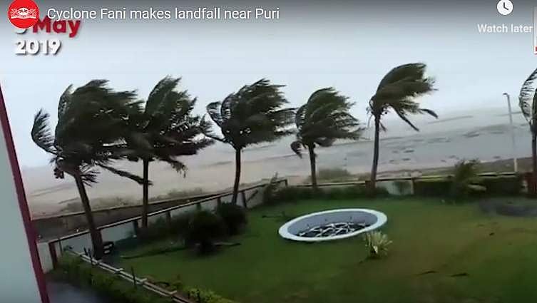 புவனேஸ்வர் ரயில்வே மருத்துவமனையில் இன்று பிறந்த பெண் குழந்தைக்கு ஃபானி என பெயர் சூட்டல்