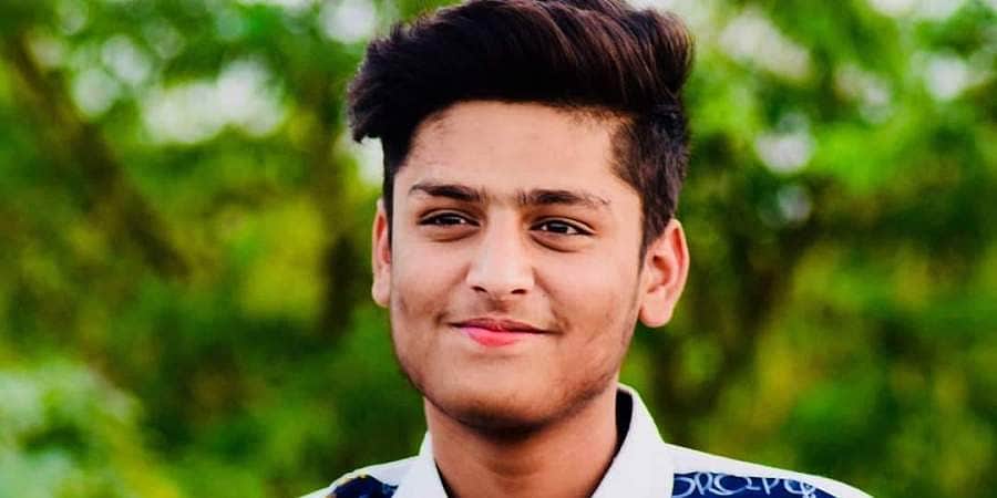 பப்ஜி விளையாடிக் கொண்டிருந்த 12ம் வகுப்பு மாணவன் மாரடைப்பால் மரணம்