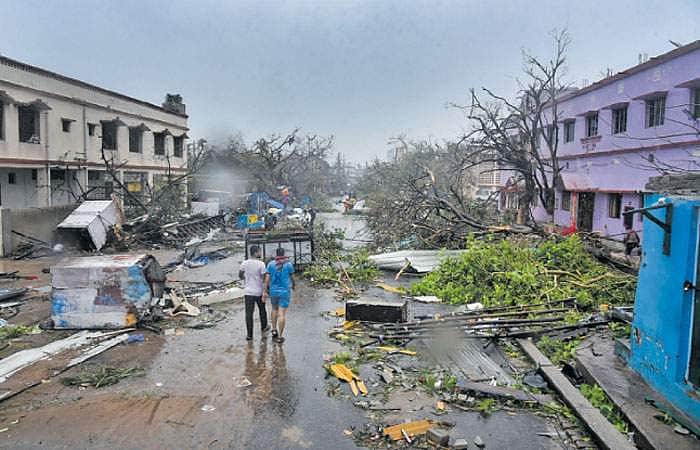 ஃபானி புயல் காரணமாக ஒடிஸாவில் மட்டும் நீட் தேர்வு ஒத்திவைப்பு