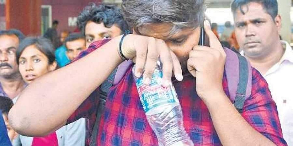 ரயில் தாமதம்: நீட் தேர்வை தவறவிட்ட கர்நாடக மாணவர்களுக்கு மறுவாய்ப்பு எப்போது?