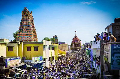 37. பொதுச் செயலுக்கு ஊர்கூடி..