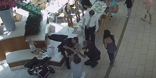 கடந்தது மரணபீதி, இப்போ பாப்பா ஹேப்பி, அம்மா ஹேப்பி, காப்பாற்றிய போலீஸ் அங்கிளும் ஹேப்பியோ ஹேப்பி