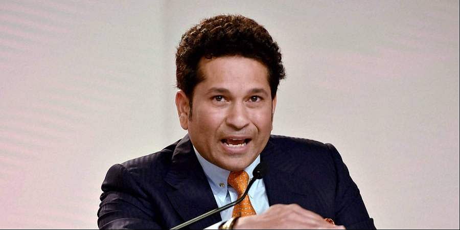 ஆமிரை ஆக்ரோஷமாக எதிர்கொள்ள வேண்டும்: சச்சின் அறிவுரை