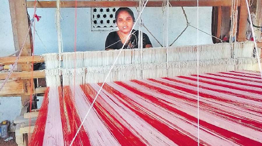 நெருக்கடியில் சென்னிமலை கைத்தறிப் போர்வை தயாரிப்புத் தொழில்