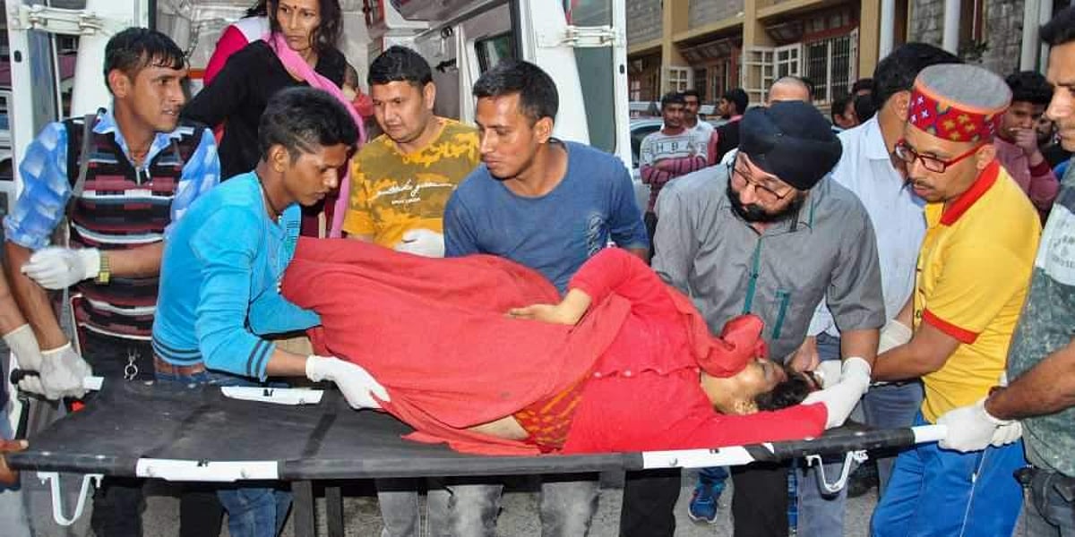 ஹிமாச்சலில் கோர விபத்து: பள்ளத்தில் பேருந்து கவிழ்ந்ததில் பலி எண்ணிக்கை 44 ஆக உயர்வு