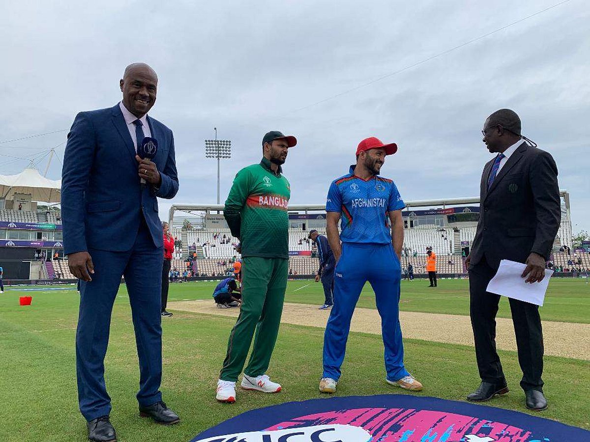 ஆப்கானிஸ்தானுக்கு எதிரான உலகக் கோப்பை ஆட்டம்: வங்கதேசம் முதலில் பேட்டிங்!