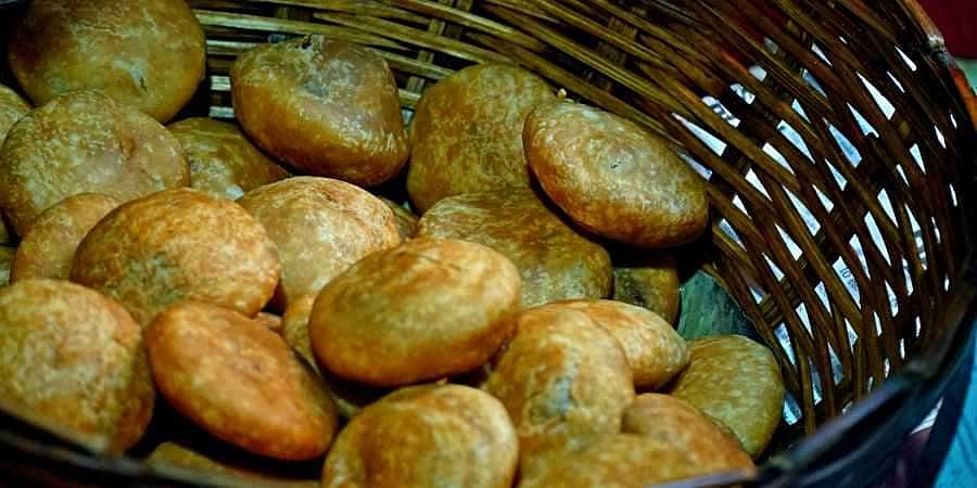 கச்சோரி விற்று ரூ.1 கோடி சம்பாதிக்கும் உ.பி. கோடீஸ்வரர்! பொறி வைத்துப் பிடித்தது வரித்துறை!