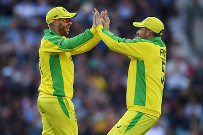 'தொடர்ந்து 5 அரைசதங்கள், 43 சதவீத மொத்த ரன்கள்'- வார்னர், பிஞ்ச் ஜோடி அசத்தல் சாதனை!