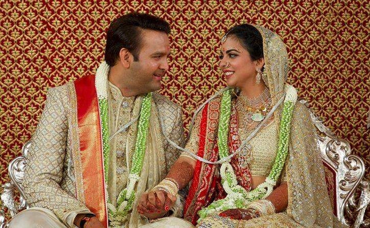 அம்பானி வீட்டு காதல் பறவைகளின் புதுக்குடித்தன மாளிகை விலை என்ன தெரியுமா?