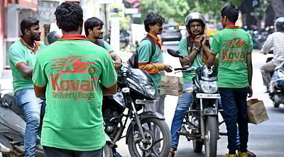 கோவை டெலிவரி பாய்ஸ்