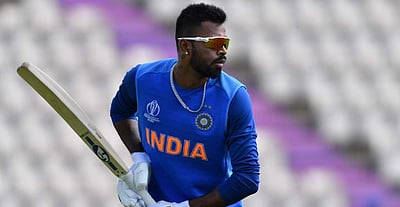 தென் ஆப்பிரிக்காவுடனான டி20 தொடர்: இந்திய அணியில் மீண்டும் பாண்டியா